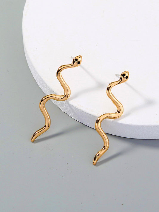 Trendy simple ins golden pop twisted snake metal earrings earrings
